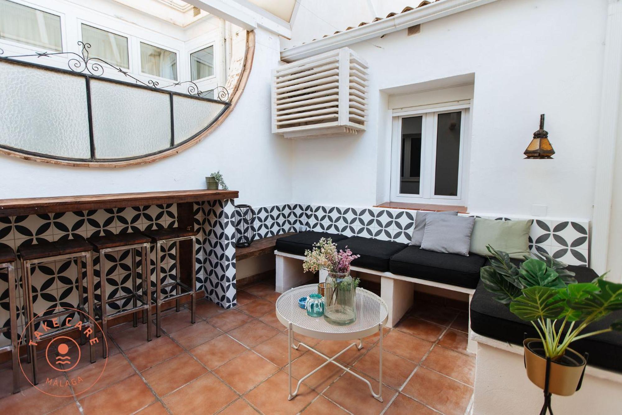 Apartment Casa Riad With Spacious Patio - Tcm Малага Екстер'єр фото